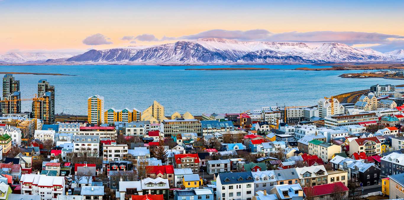 Book Cheap Flights from New York to Iceland - Faressaver